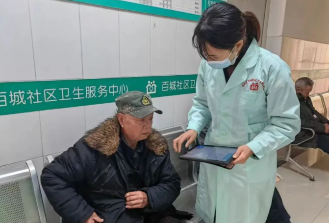 右江宣布告別家醫(yī)簽約紙質(zhì)工作模式，全面推廣漸健家醫(yī)工作站